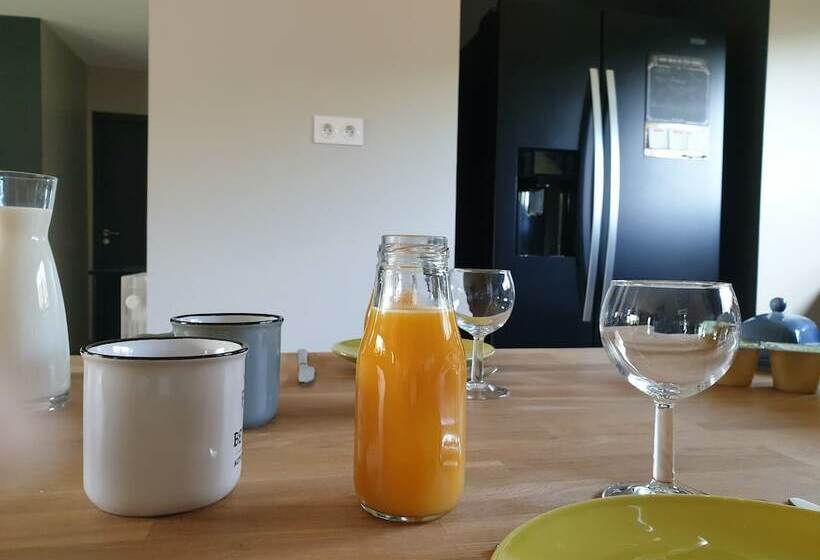 Номер Стандарт Вид на Сад, Cosy Wood House