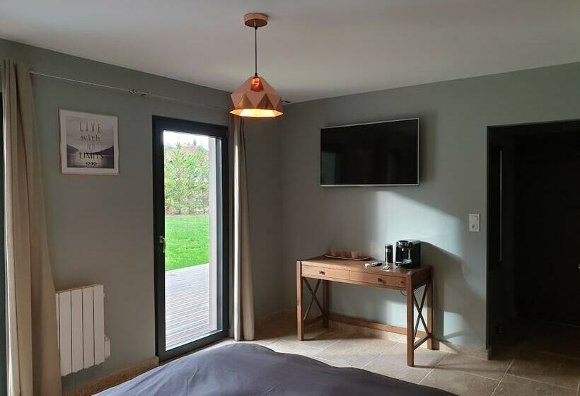 Номер Стандарт Вид на Сад, Cosy Wood House