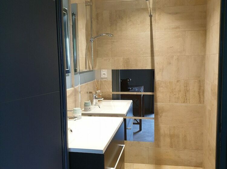 Номер Стандарт Вид на Сад, Cosy Wood House