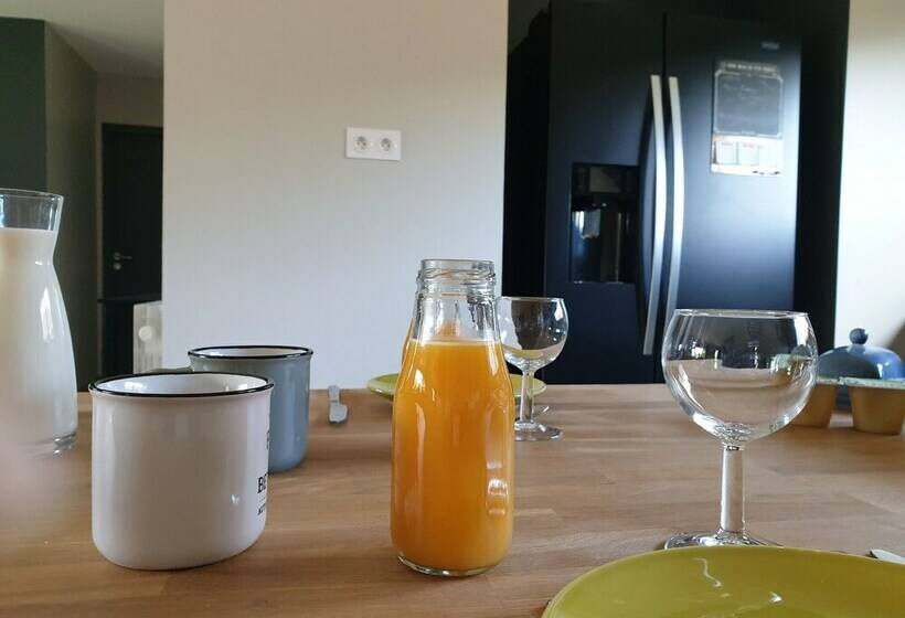 Номер Стандарт Вид на Сад, Cosy Wood House