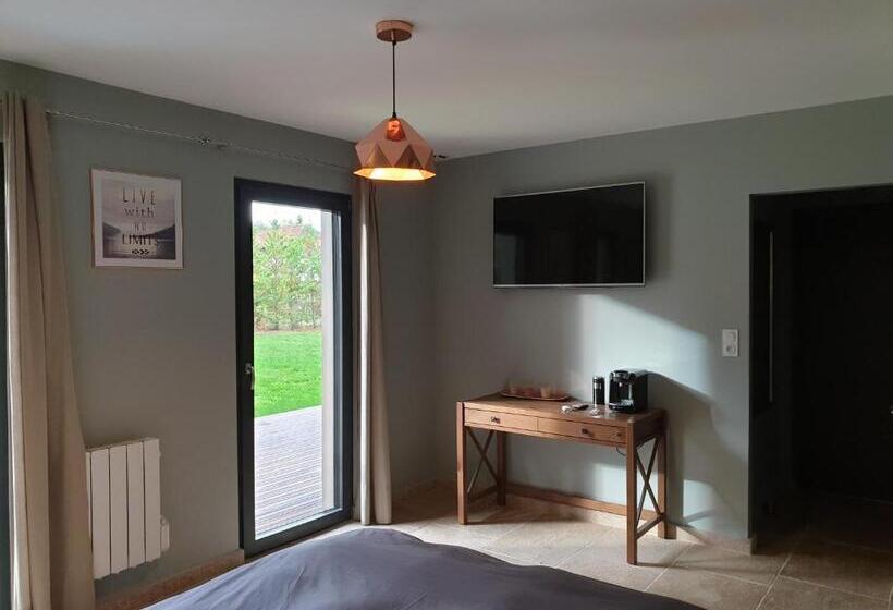 Номер Стандарт Вид на Сад, Cosy Wood House