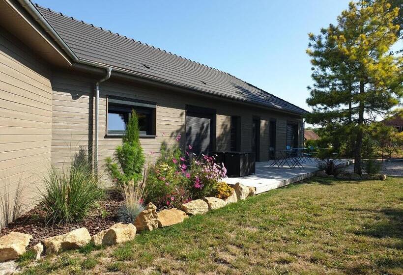 Номер Стандарт Вид на Сад, Cosy Wood House