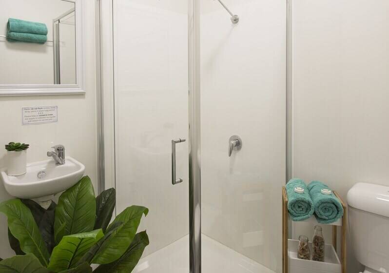 标准间, Skippers At Dundee