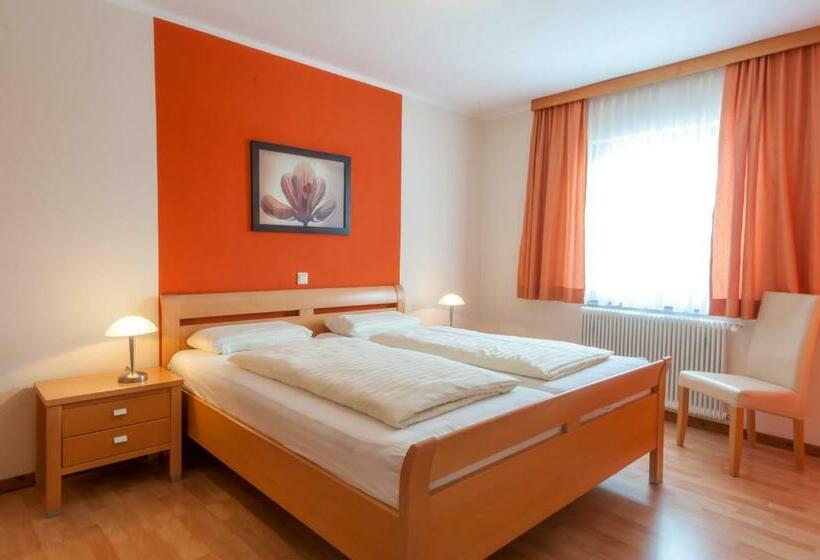 バルコニー付きスタンダードルーム, Waldpension Schiefling Am See