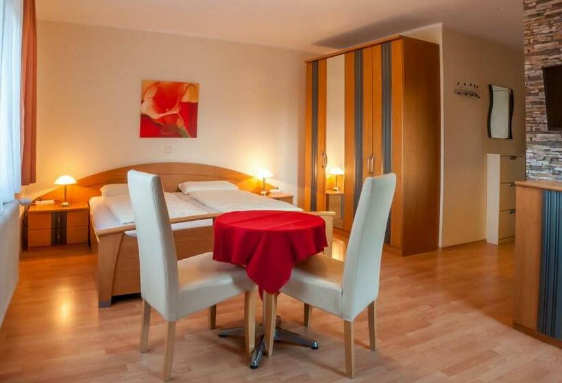 バルコニー付きスタンダードルーム, Waldpension Schiefling Am See