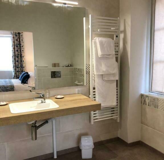 غرفة قياسية, Le Moulin De Lassalle