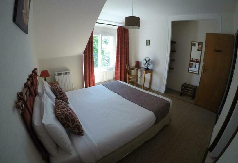 غرفة ديلوكس, L Autre Monde