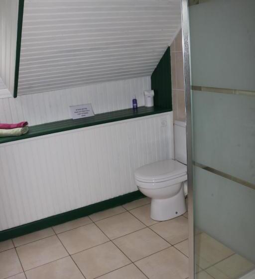 غرفة ديلوكس, L Autre Monde