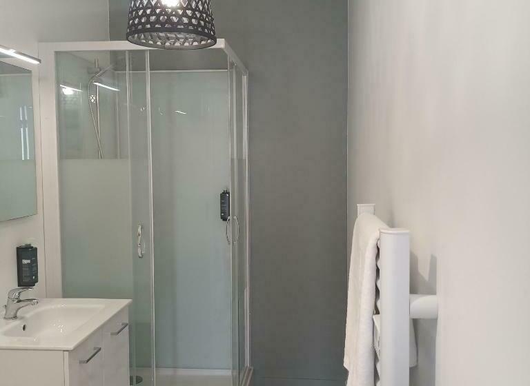 شقة غرفة واحدة, Le Ricordeau