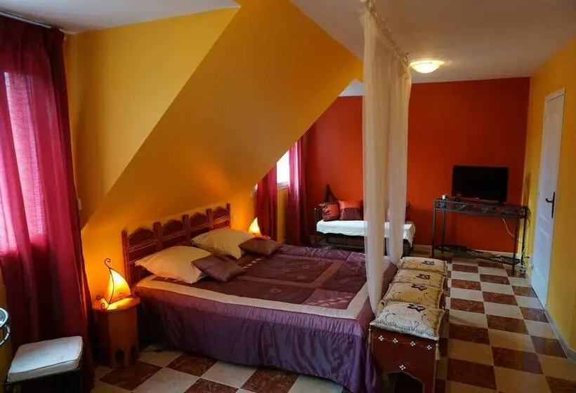 Habitació Deluxe, Les Centauris