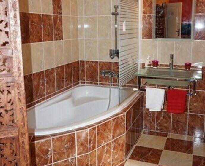 غرفة ديلوكس, Les Centauris