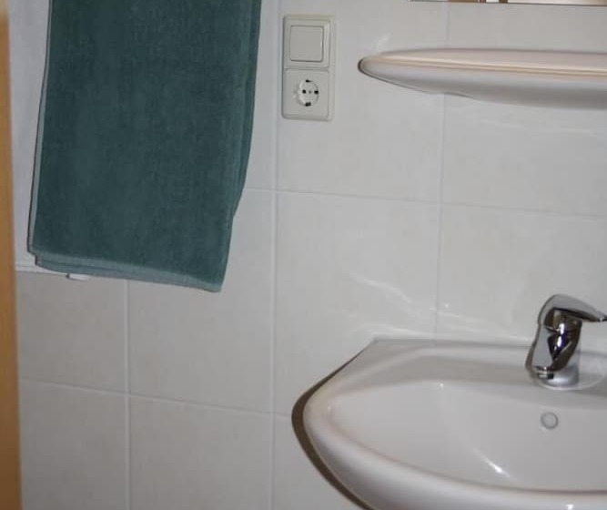 חדר סטנדרט, Weingut Goeres