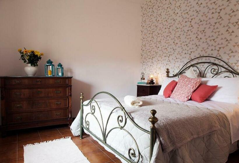 标准三人间, Ca Luni