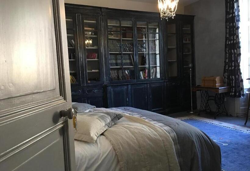 패밀리 룸, Le Petit Château Des Cedres