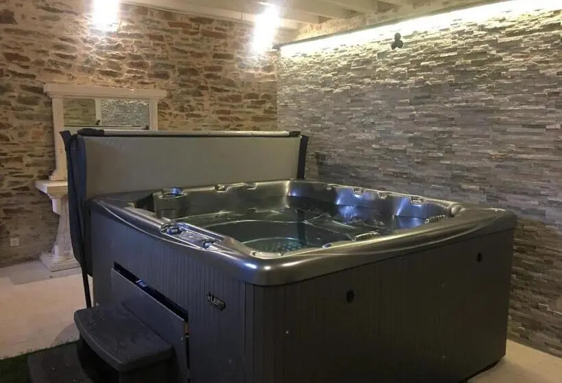 デラックスファミリールーム, Le Petit Château Des Cedres