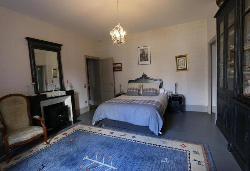 스탠다드 스튜디오, Le Petit Château Des Cedres