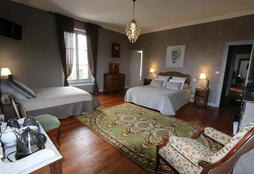デラックスファミリールーム, Le Petit Château Des Cedres