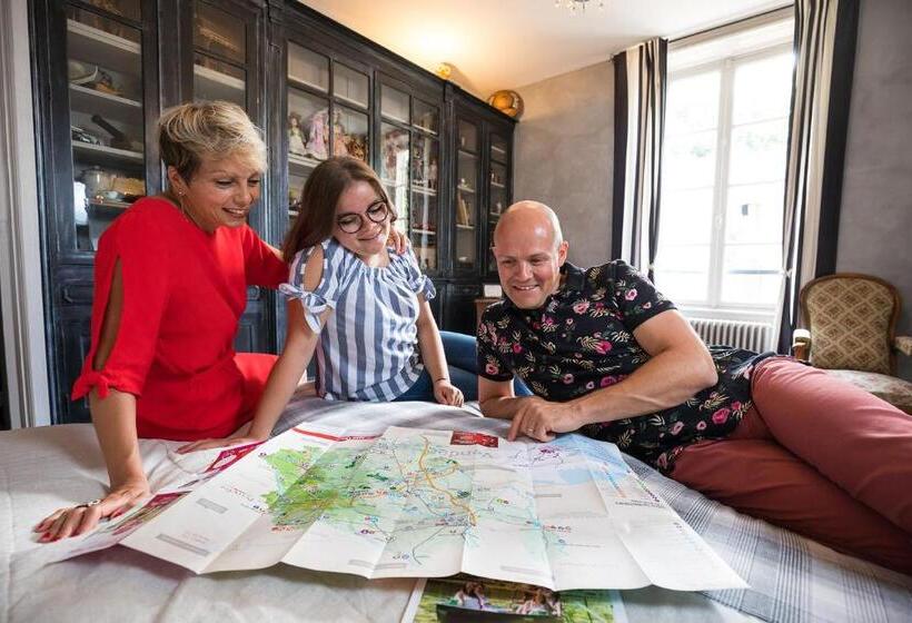 스탠다드 스튜디오, Le Petit Château Des Cedres