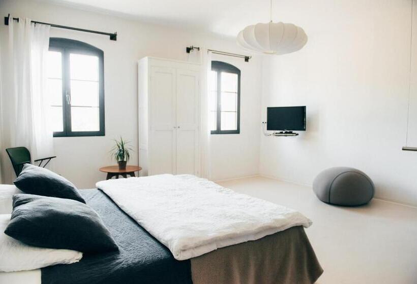 キングサイズベッドのスーペリアルーム, Metafort