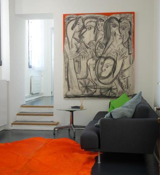 スタンダードトリプルルーム, Metafort