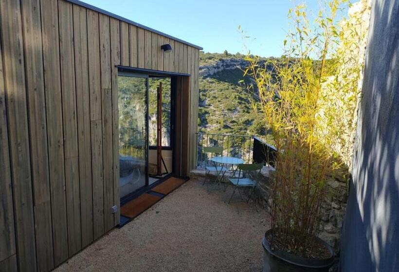 キャビン, Metafort