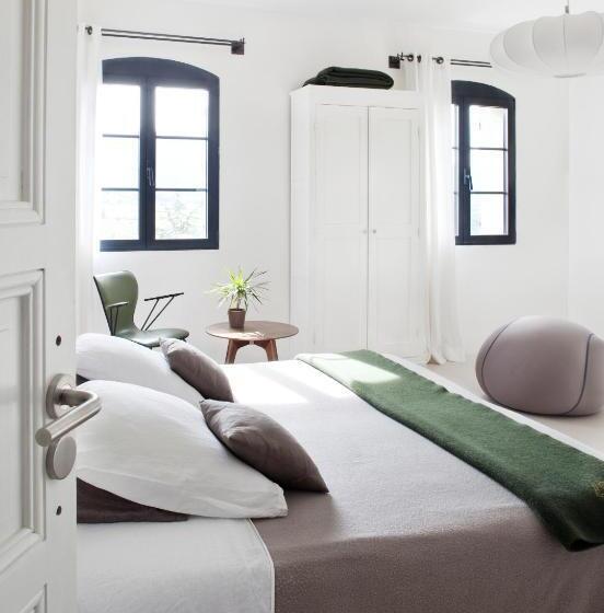 带大床的高级房间, Metafort