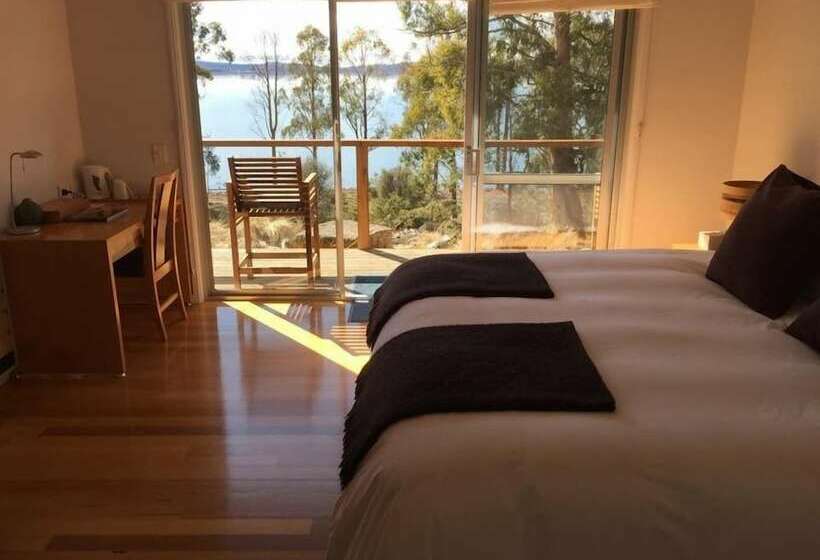 스탠다드 룸 더블 침대, Blue Lake Lodge