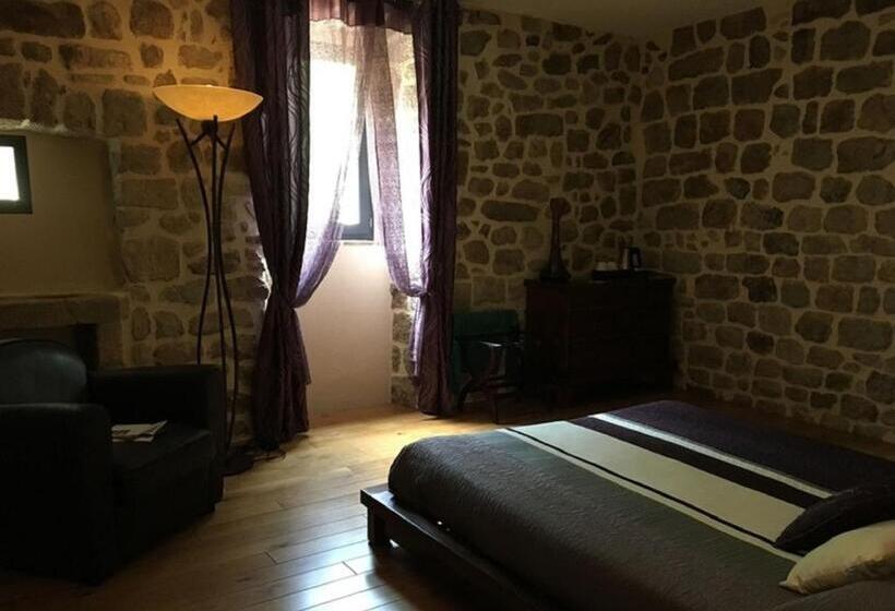 基本间, Le Mas De Baume