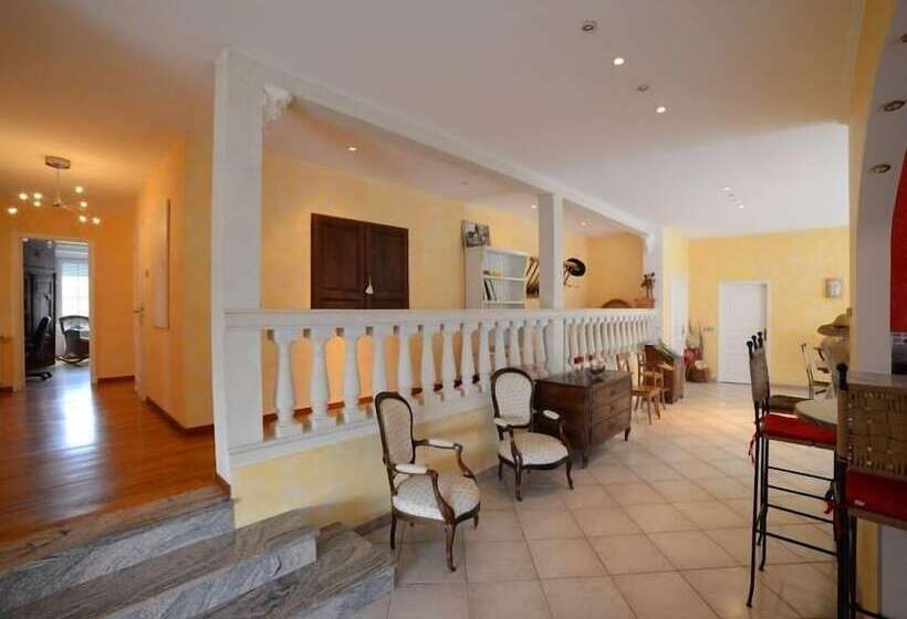 منزل غرفة نوم واحدة, B&b En Champagne