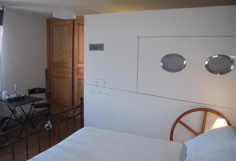 스탠다드 트리플 룸, Bed&b La Ferme De L'ostrevent