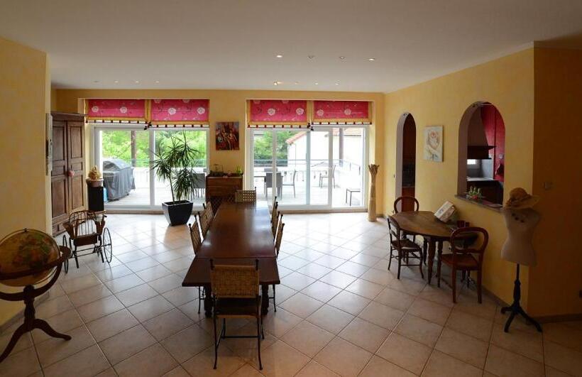 منزل غرفة نوم واحدة, B&b En Champagne