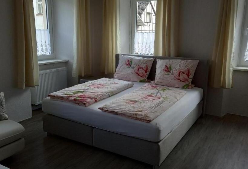 프리미엄 4인룸, Gästehaus Café Frank