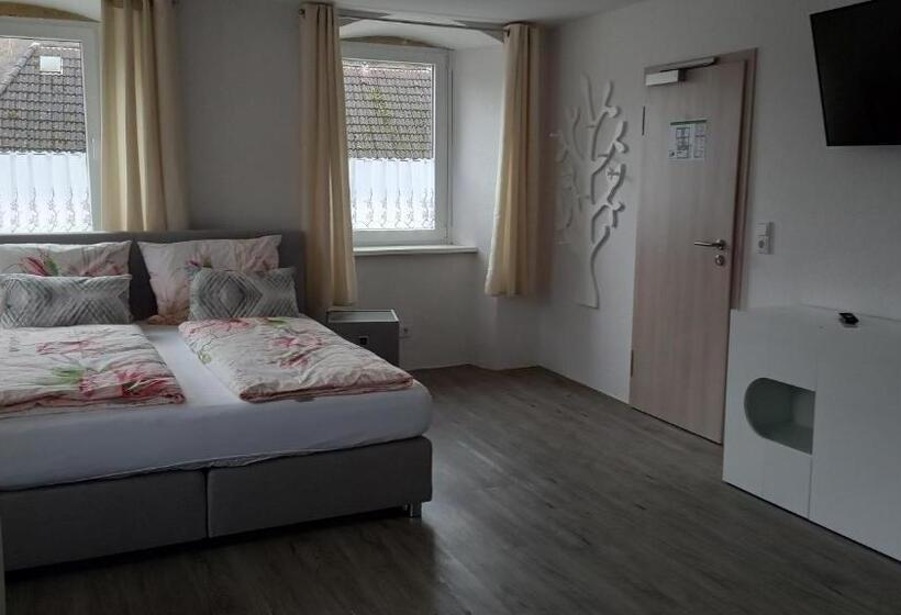 프리미엄 4인룸, Gästehaus Café Frank