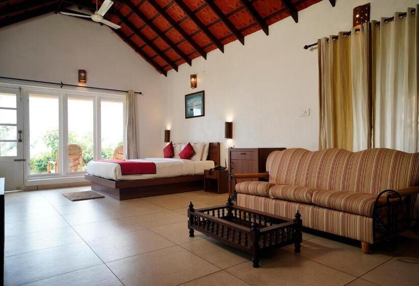 스탠다드 룸 킹사이즈 침대, After The Rains Rainforest Lodge