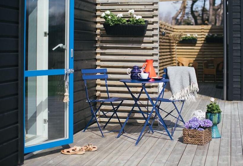 חדר דלוקס נוף לים, Johanna S