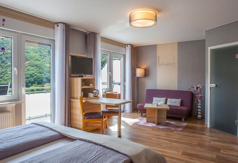 Comfort room with balcony, Restaurant Weingut Kapellenhof