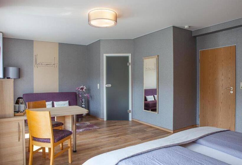 Comfort room with balcony, Restaurant Weingut Kapellenhof