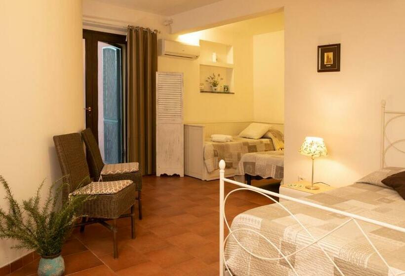 غرفة قياسية رباعية, Agriturismo San Leonardello