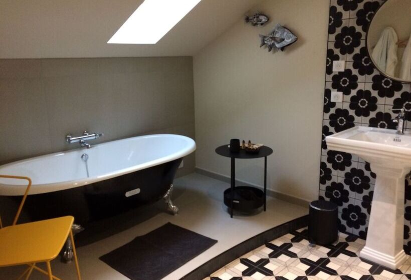 חדר קומפורט לשלושה, Le Domaine De Dony