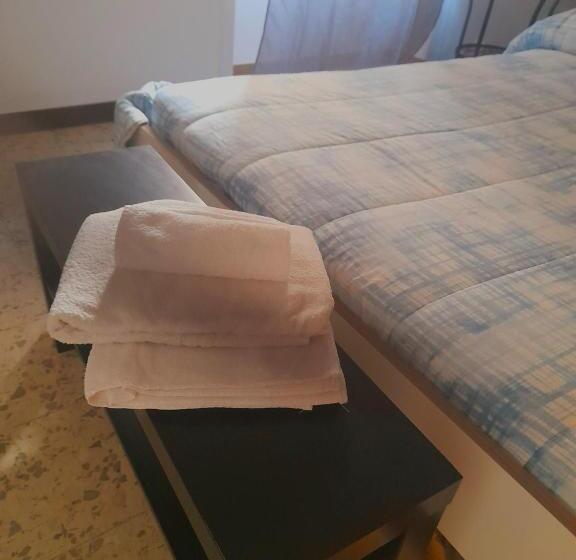 اتاق استاندارد با سرویس بهداشتی مشترک, B&b Resto Al Sud