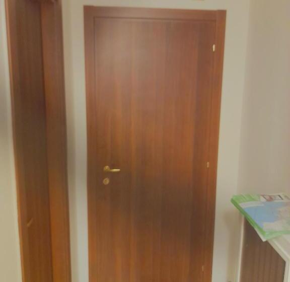 اتاق استاندارد چهار تخته, B&b Resto Al Sud