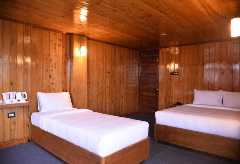 اتاق سوپریور سه تخته, The Rope Resorts