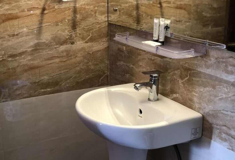 اتاق لوکس, The Rope Resorts