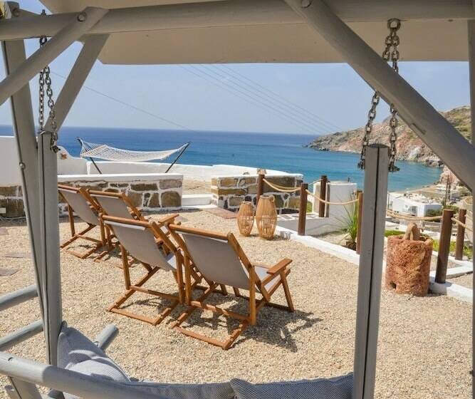 اتاق عادی, Avgerinos Deluxe Rooms