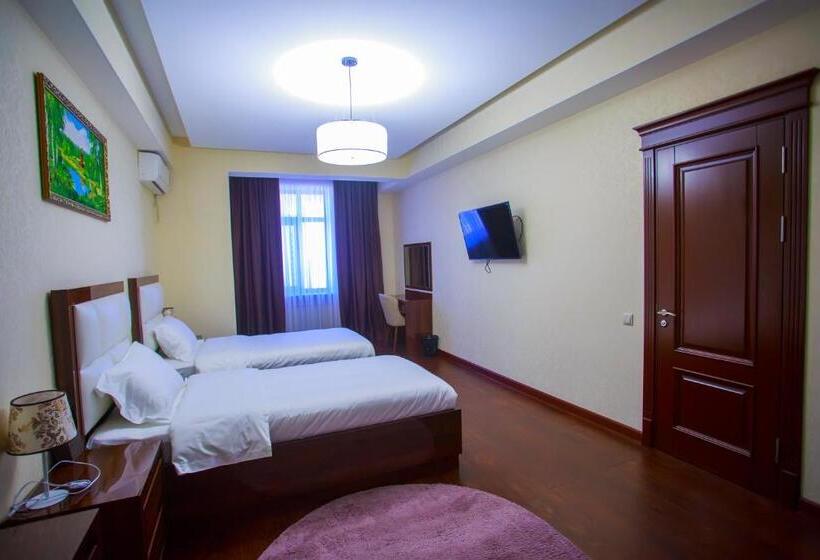 اتاق لوکس, Ayni