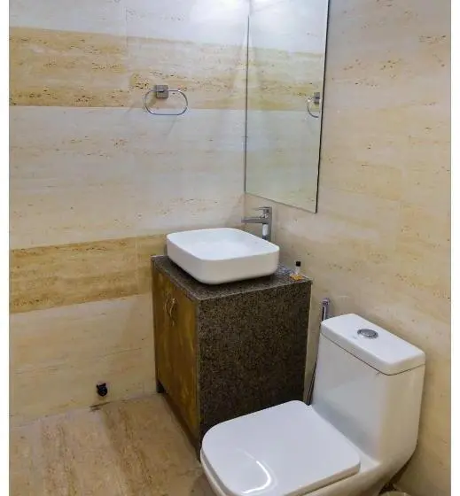 اتاق لوکس با تخت بزرگ, Siddharsh Heritage