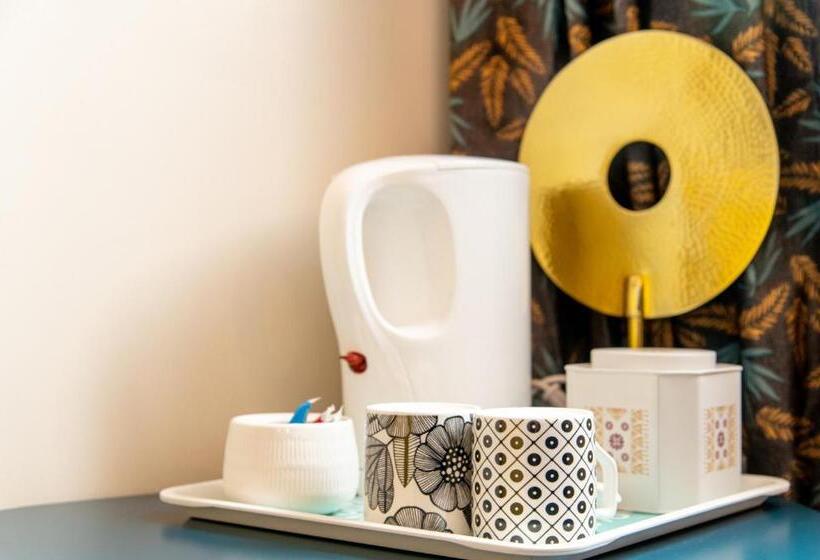 سوییت لوکس, Le Karé ébène