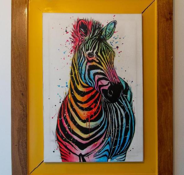 سوییت لوکس, Le Karé ébène