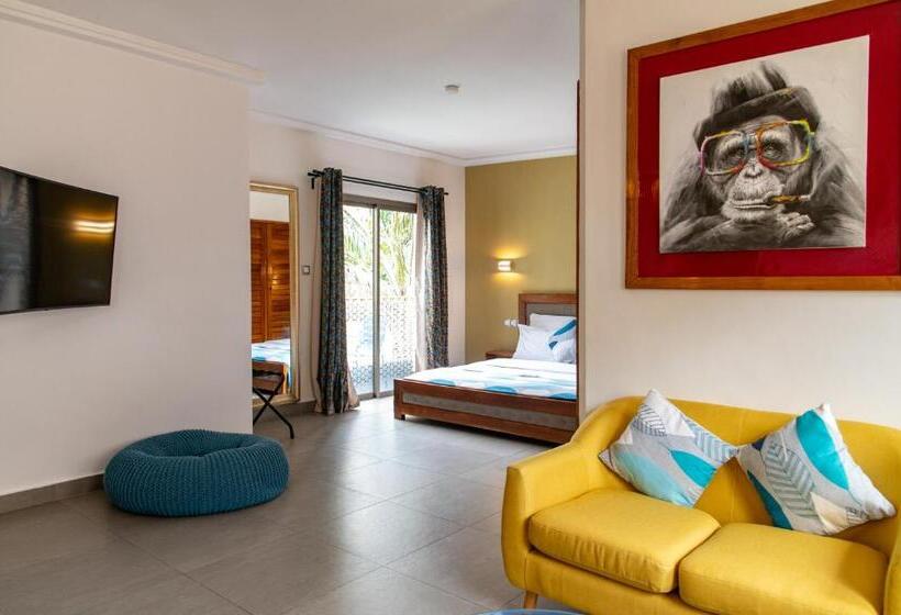 سوییت لوکس, Le Karé ébène