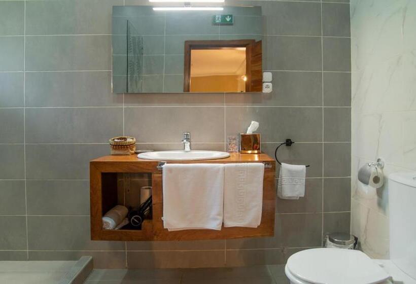 سوییت جونیور, Le Karé ébène